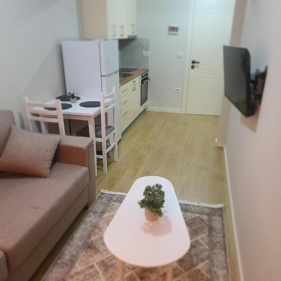 Home Inn Apartaments Tirana Zewnętrze zdjęcie