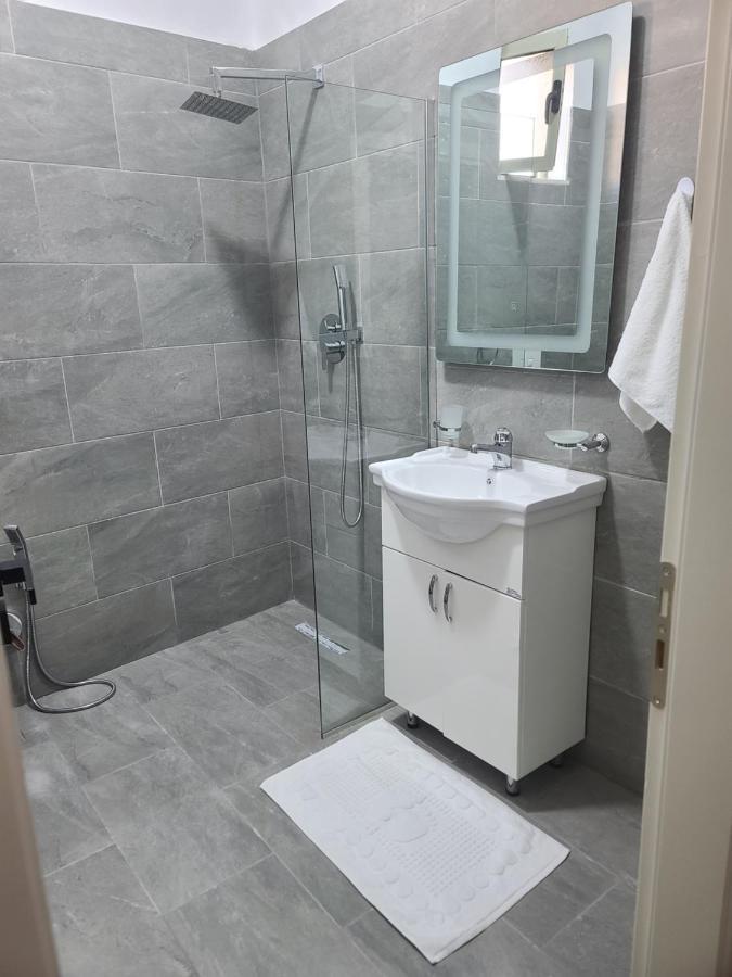 Home Inn Apartaments Tirana Zewnętrze zdjęcie