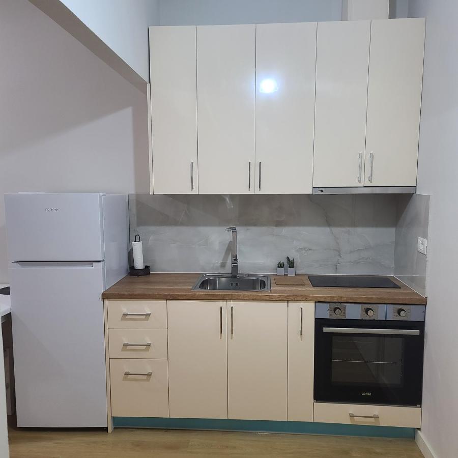 Home Inn Apartaments Tirana Zewnętrze zdjęcie