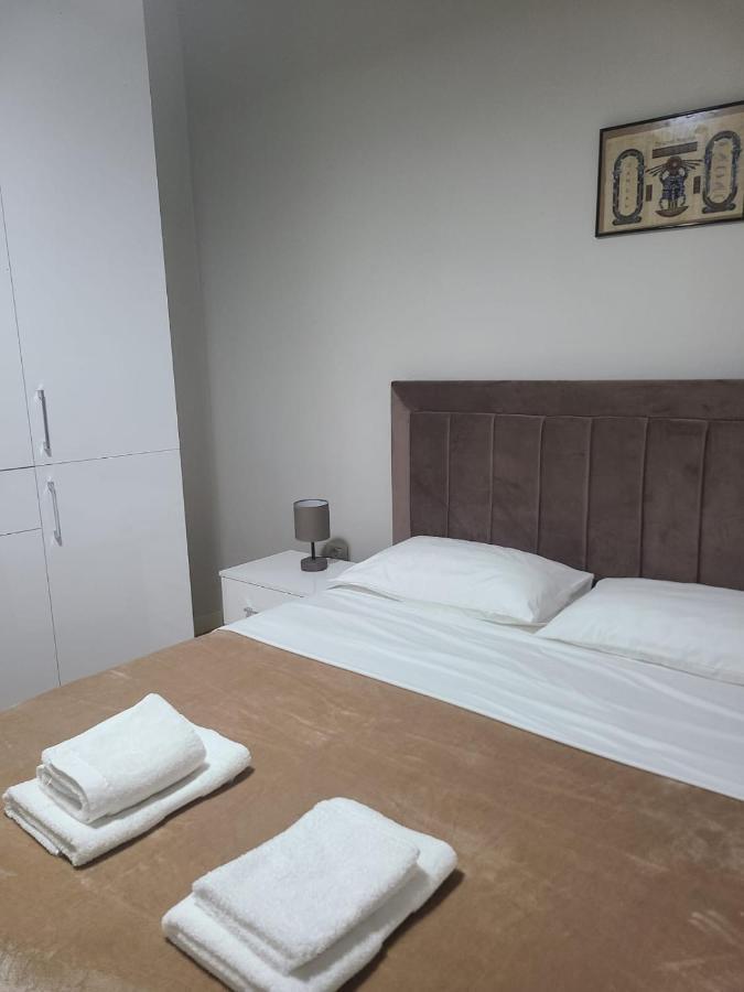 Home Inn Apartaments Tirana Zewnętrze zdjęcie