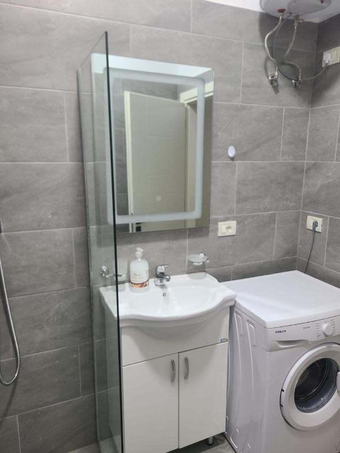 Home Inn Apartaments Tirana Zewnętrze zdjęcie